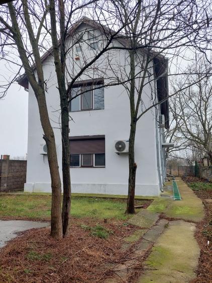 Casă individuală cu 5 camere cu Teren 1360 Mp în Dascălu