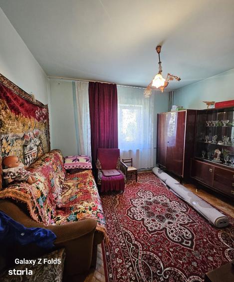 Apartament cu 3 camere în Calea Aradului