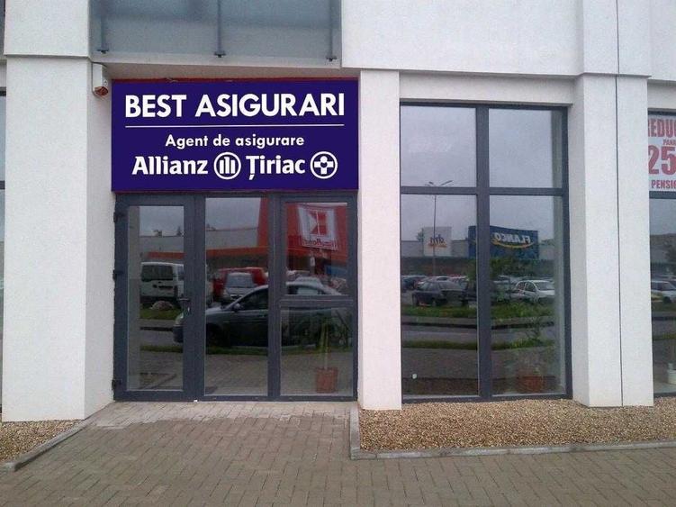 Spațiu comercial, de 54 mp, în Central