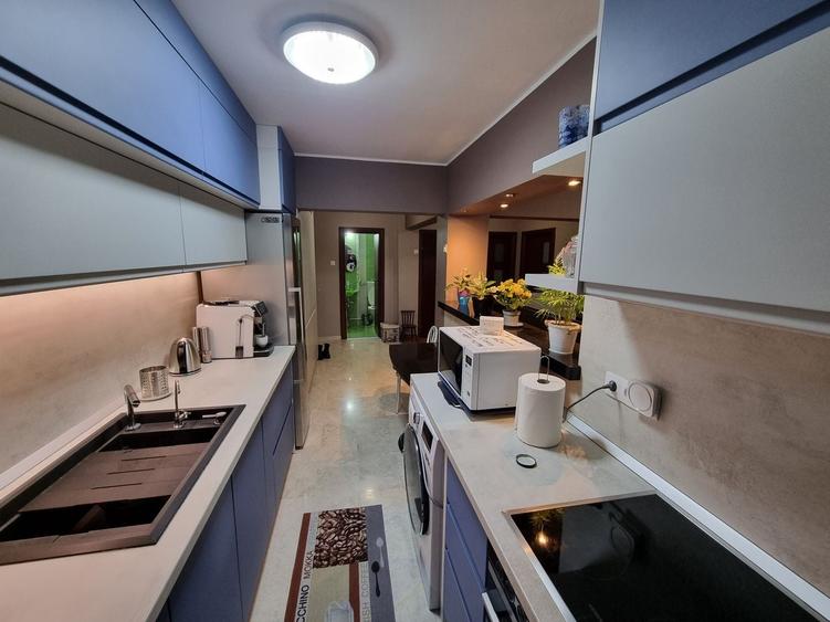 Apartament cu 4 camere semidecomandat, mobilat în CET