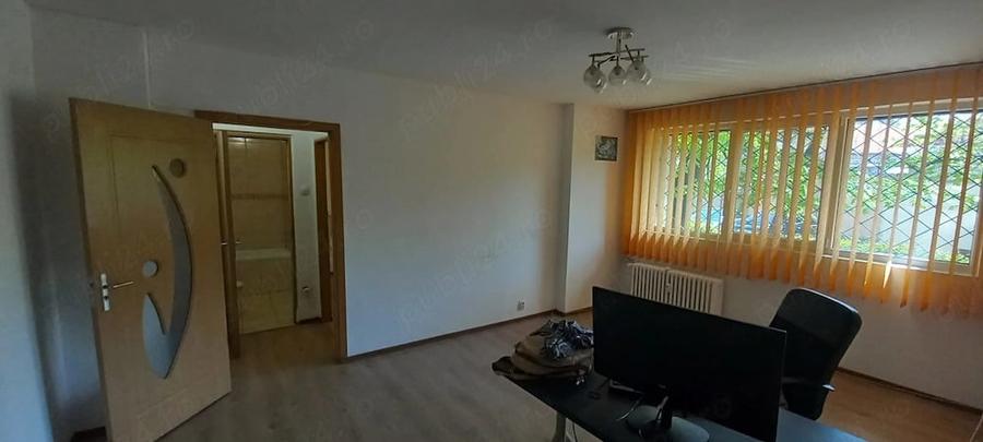 Apartament cu 2 camere semidecomandat în Cantemir