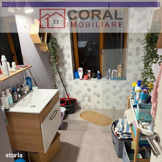 Casă cu 6 camere cu Teren 387 Mp în Decebal