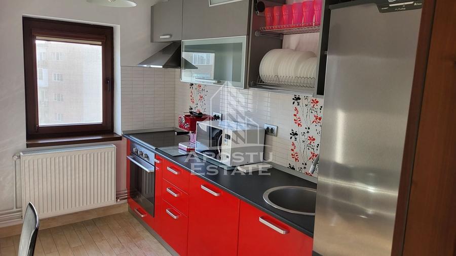 Apartament cu 3 camere decomandat, mobilat în Micălaca