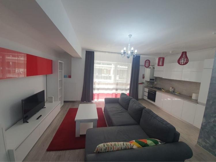 Apartament cu 3 camere în Străulești