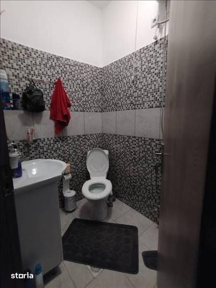 Apartament cu 2 camere decomandat în Cazino