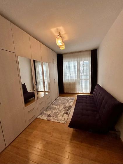 Apartament cu 3 camere decomandat în Dorobanți