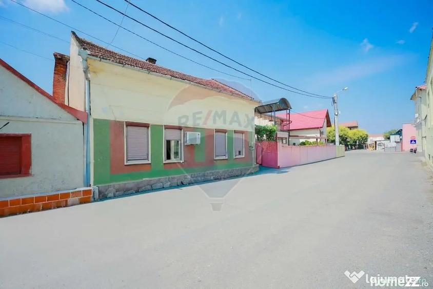 Casă cu 3 camere cu Teren 250 Mp în Lotus