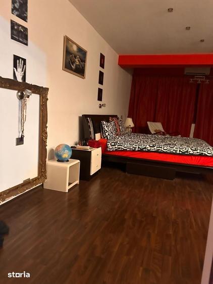 Casă cu 5 camere cu Teren 500 Mp în Sud