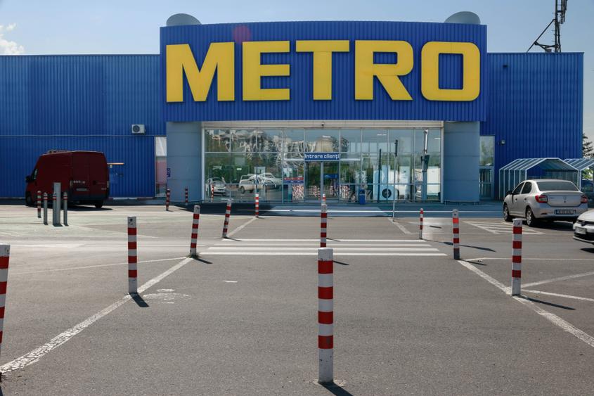 Apartament cu 2 camere decomandat în Metalurgiei