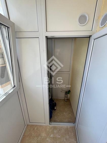 Apartament cu 3 camere decomandat în Calea Moldovei