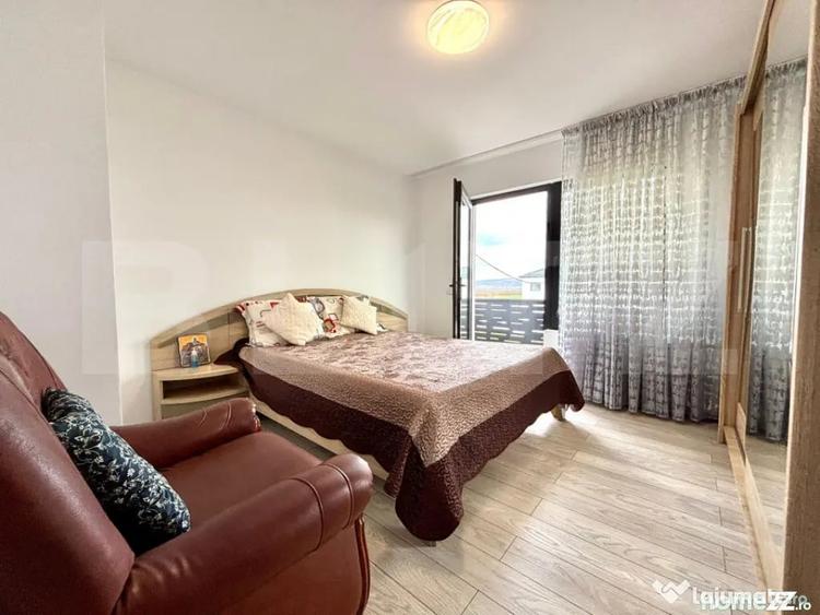 Casă cu 4 camere cu Teren 1000 Mp în Săcueni