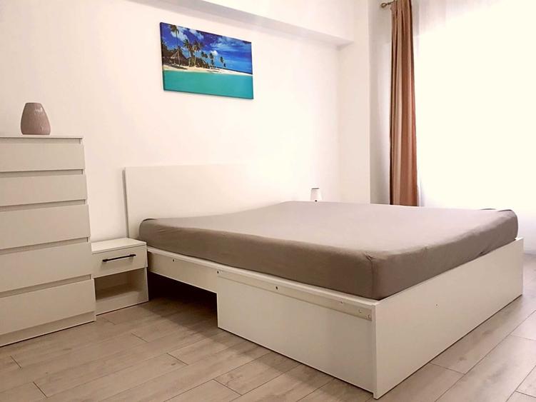 Apartament cu 2 camere decomandat în Păcurari