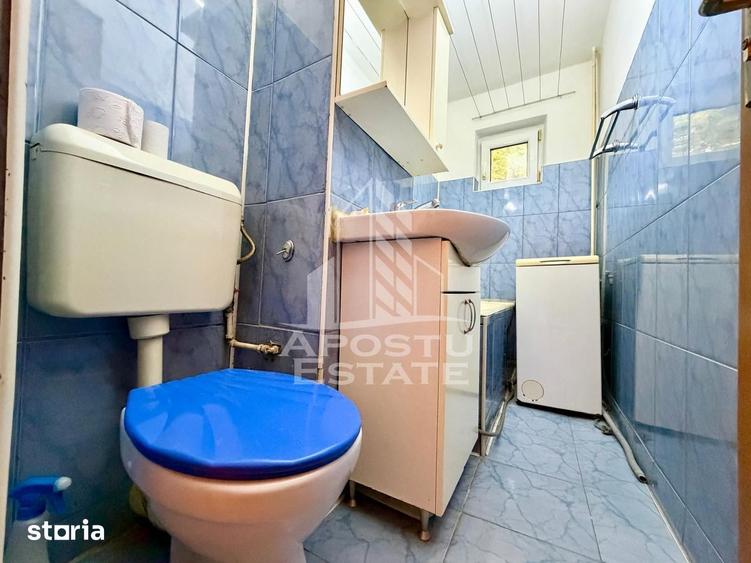 Apartament cu 3 camere semidecomandat în Dacia