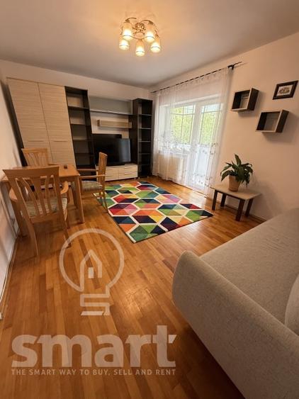 Apartament cu 3 camere decomandat, mobilat în Zorilor