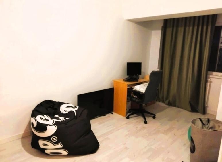 Apartament cu 3 camere decomandat în Tătărași