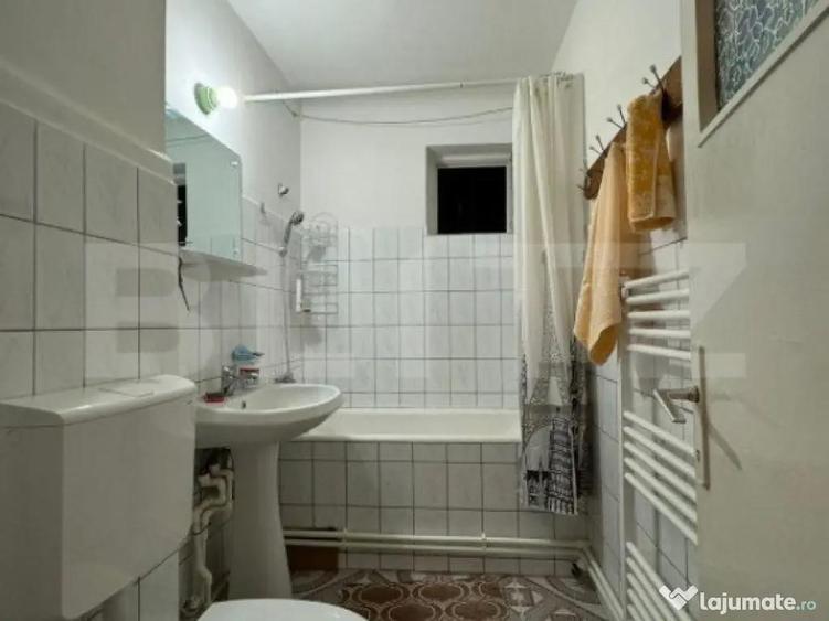 Apartament cu 2 camere decomandat în Central