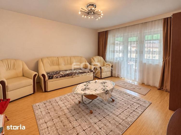 Apartament cu 3 camere decomandat în Nufărul