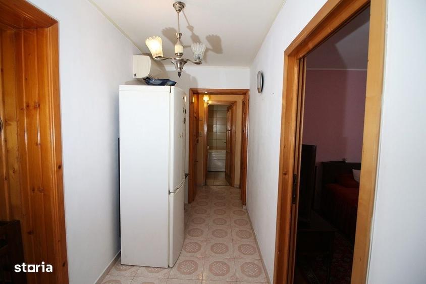 Apartament cu 3 camere decomandat în Alecu Russo