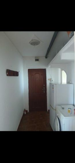 Apartament cu 2 camere semidecomandat în Malu Roșu