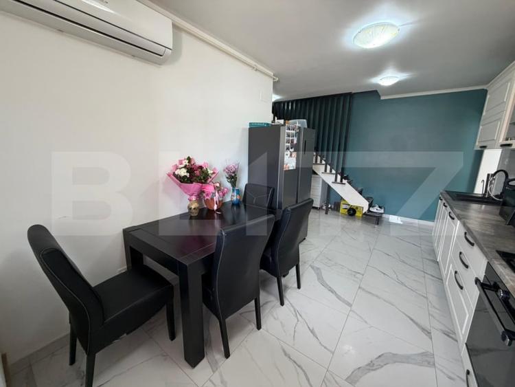Apartament cu 3 camere decomandat, mobilat în Central