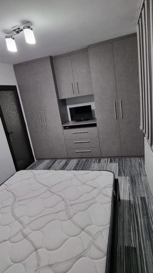 Apartament cu 2 camere semidecomandat în Unirii Sud