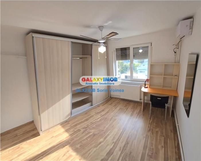 Apartament cu 4 camere semidecomandat, mobilat în Rahova