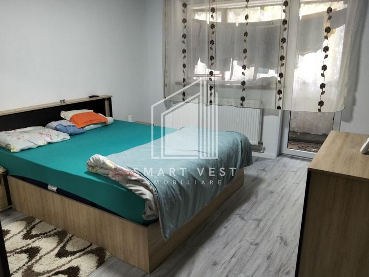 Apartament cu 3 camere semidecomandat, mobilat în Careiului