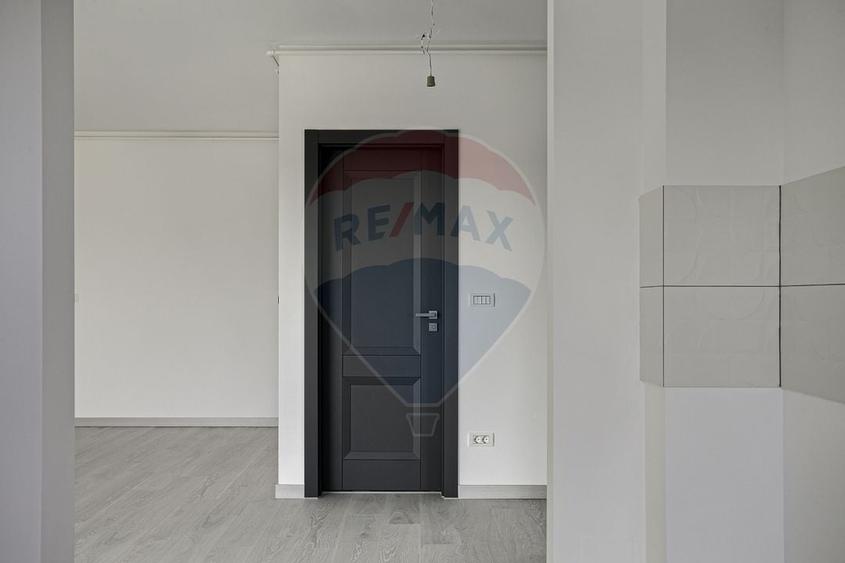 Apartament cu 3 camere decomandat în UTA
