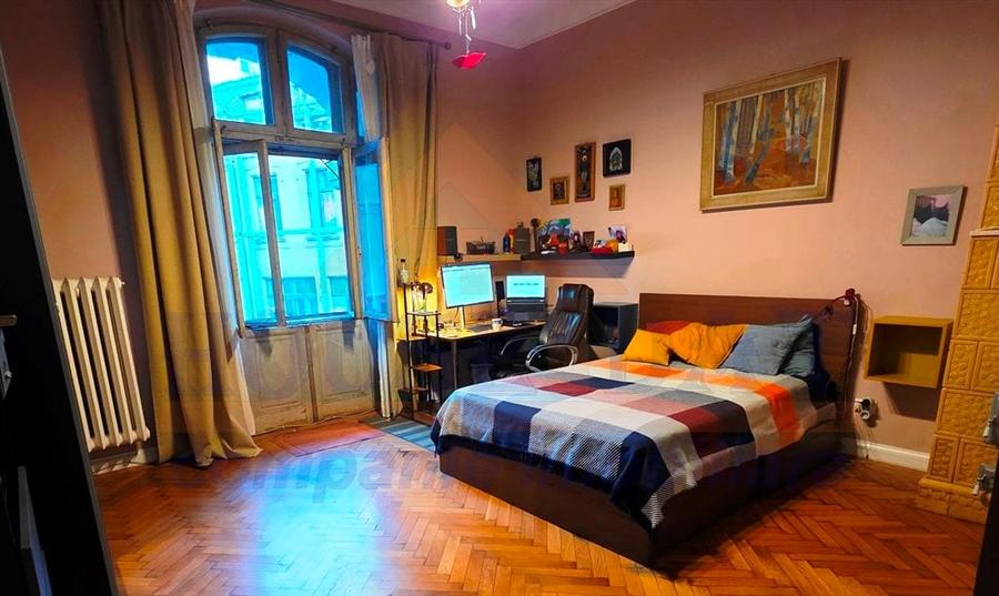 Apartament cu 4 camere decomandat în Cișmigiu