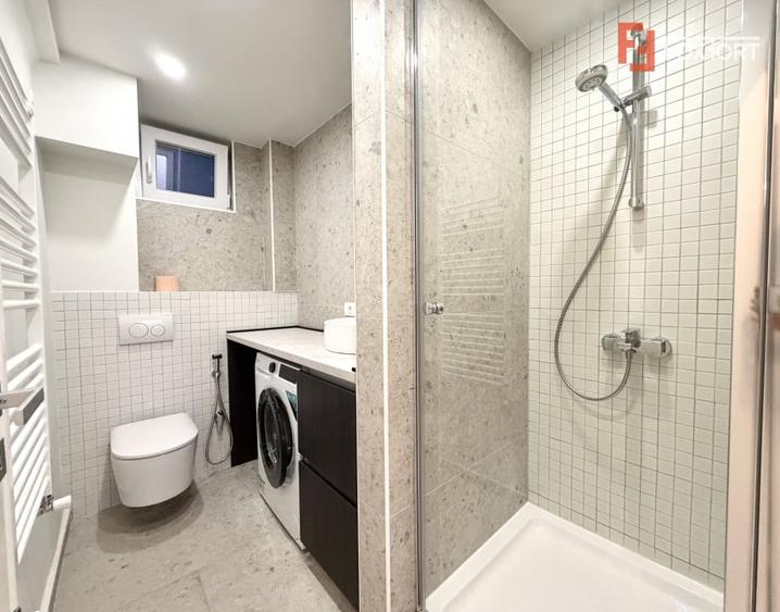 Apartament cu 2 camere decomandat, mobilat în Central