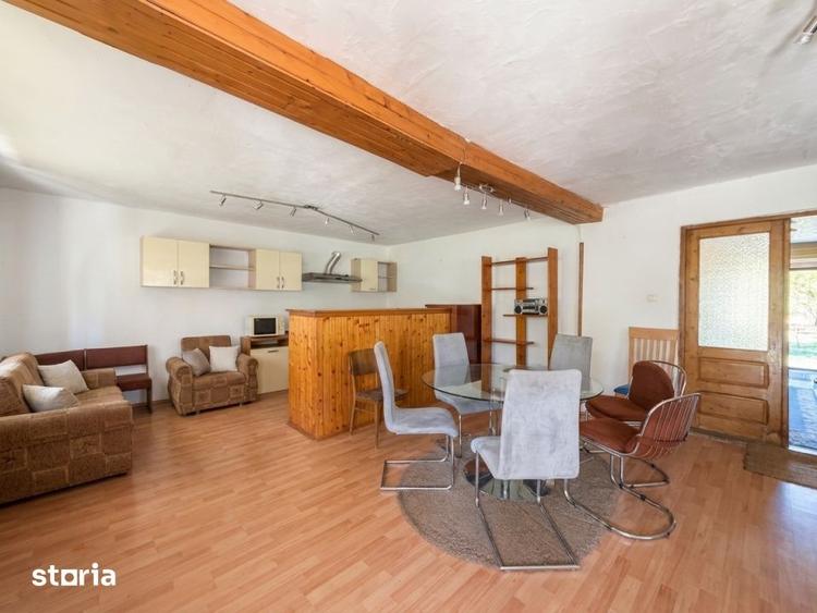 Casă cu 5 camere decomandat cu Teren 6400 Mp în Văgiulești
