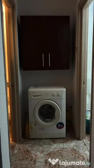 Apartament cu 3 camere decomandat în Dorobanți