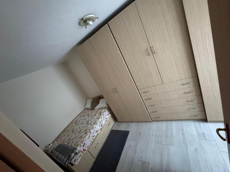 Apartament cu 2 camere semidecomandat în Dumbrăvița