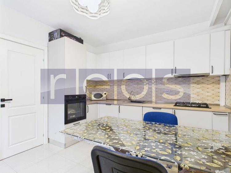 Apartament cu 3 camere decomandat în Bucureștii Noi
