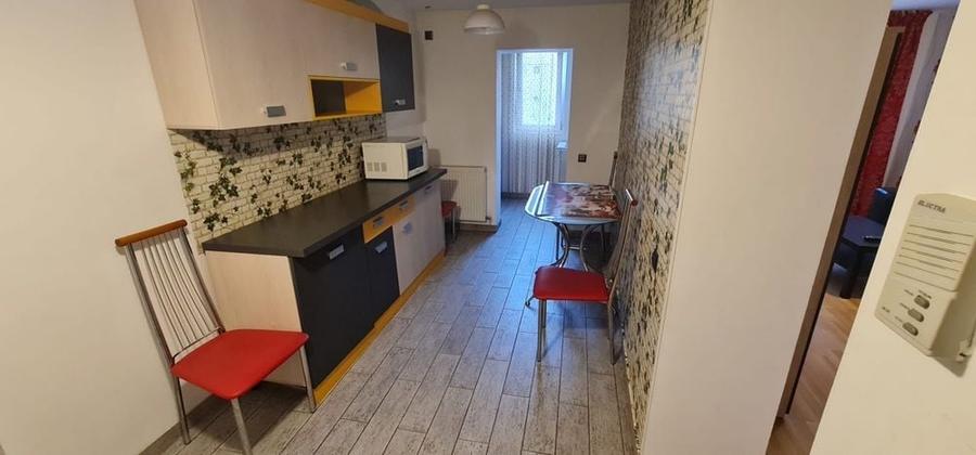 Apartament cu 3 camere în Central