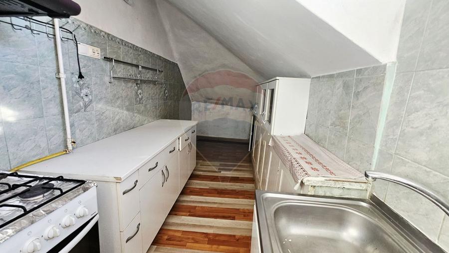 Apartament cu 3 camere de vânzare în zona Central - 14