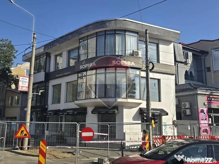 Spațiu comercial, de 230 mp, în Gara de Nord