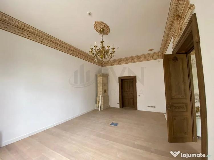 Casă cu 7 camere cu Teren 600 Mp în Grădina Icoanei