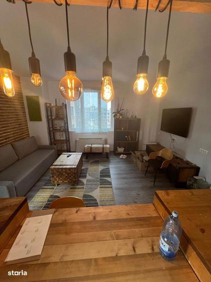 Apartament cu 3 camere în Decebal