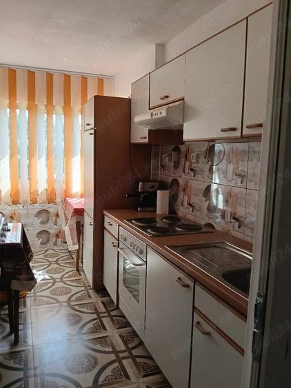 Garsonieră decomandată în Vața de Jos