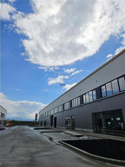 Spațiu comercial, de 550 mp, în Nord