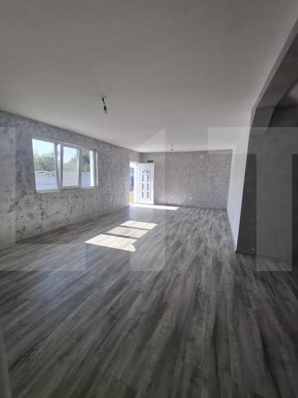 Casă individuală cu 5 camere cu Teren 583 Mp în Balș
