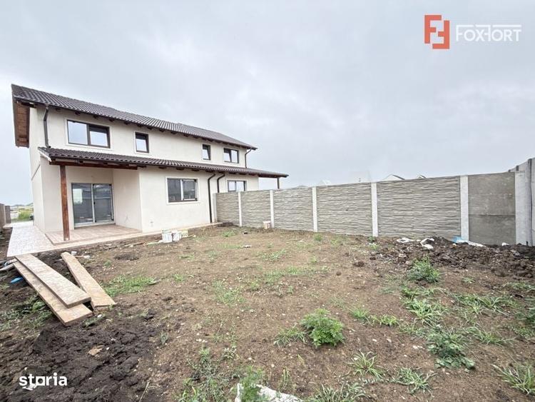 Casă cu 4 camere în Exterior Nord