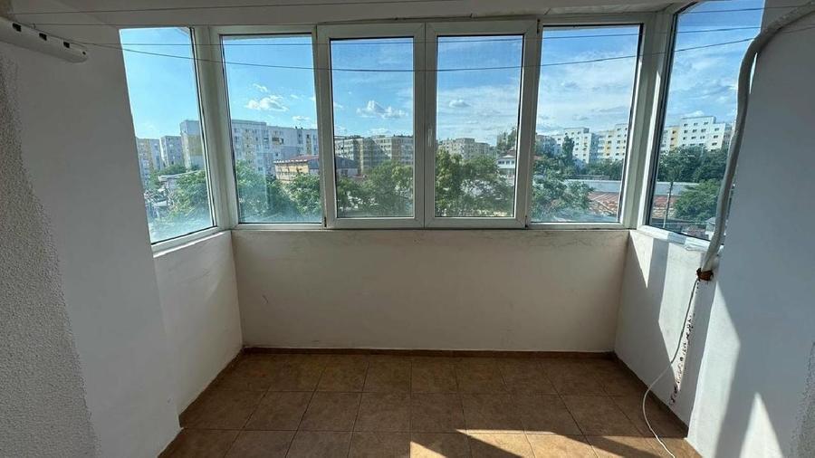 Apartament cu 2 camere semidecomandat în Rahova