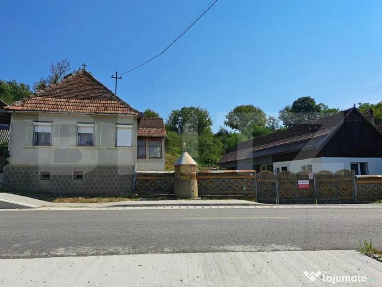 Casă cu 5 camere cu Teren 1600 Mp în Măgurele