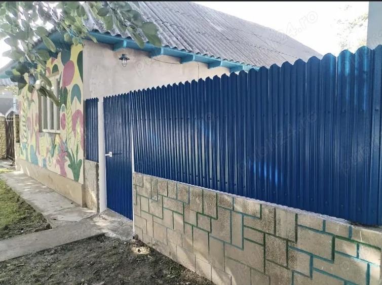 Casă cu 2 camere cu Teren 850 Mp în Jurilovca
