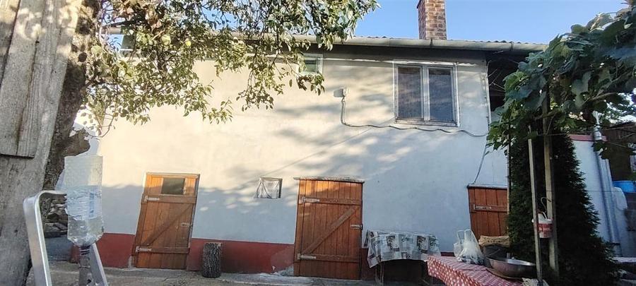 Casă cu 3 camere cu Teren 900 Mp în Spitalul Județean