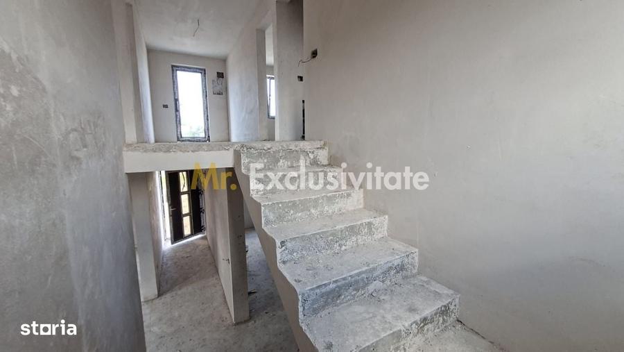 Casă cu 4 camere în Hințești