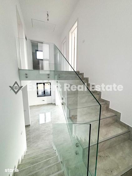 Casă cu 4 camere cu Teren 280 Mp în Corbeanca