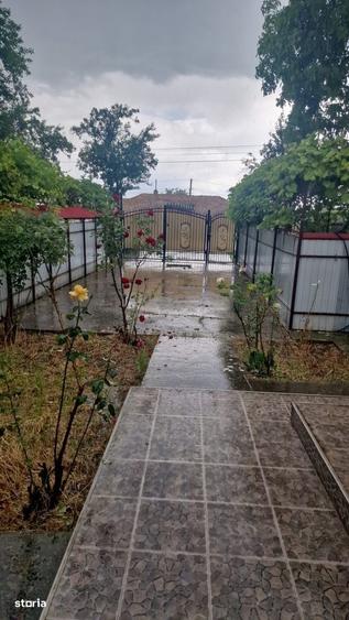 Apartament cu 2 camere în Brăești